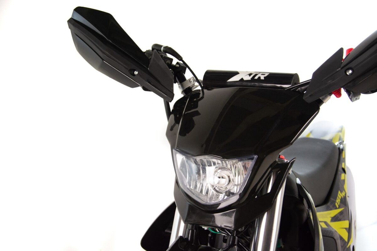 Cross-125-616-led-svetlo