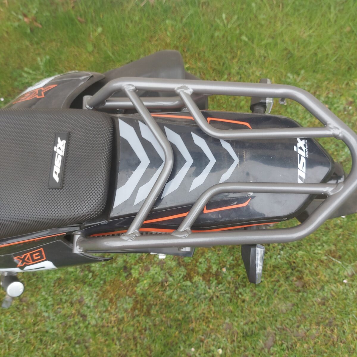 Cross ASIX XB-82 A1 250cc (21/18") – manuál, elektrický štart, 22 HP – Obrázok 42