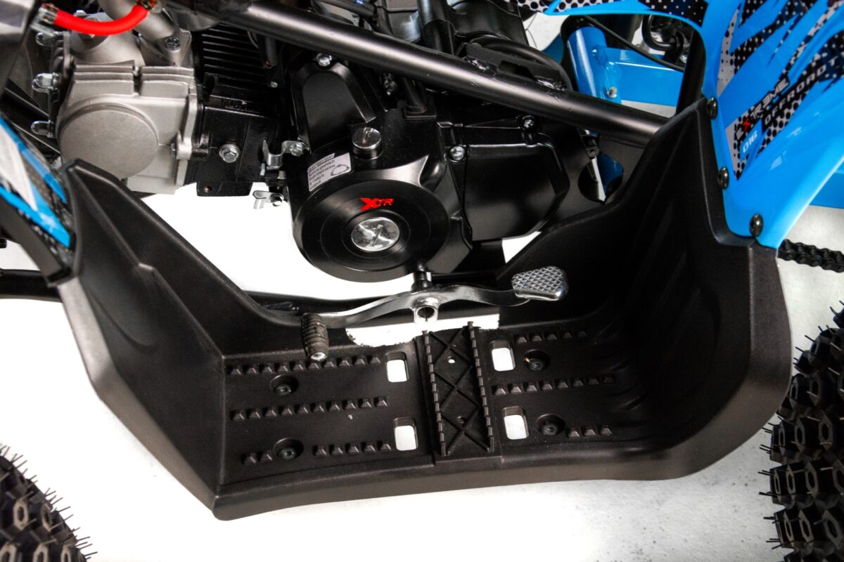 štvorkolka nožná brzda