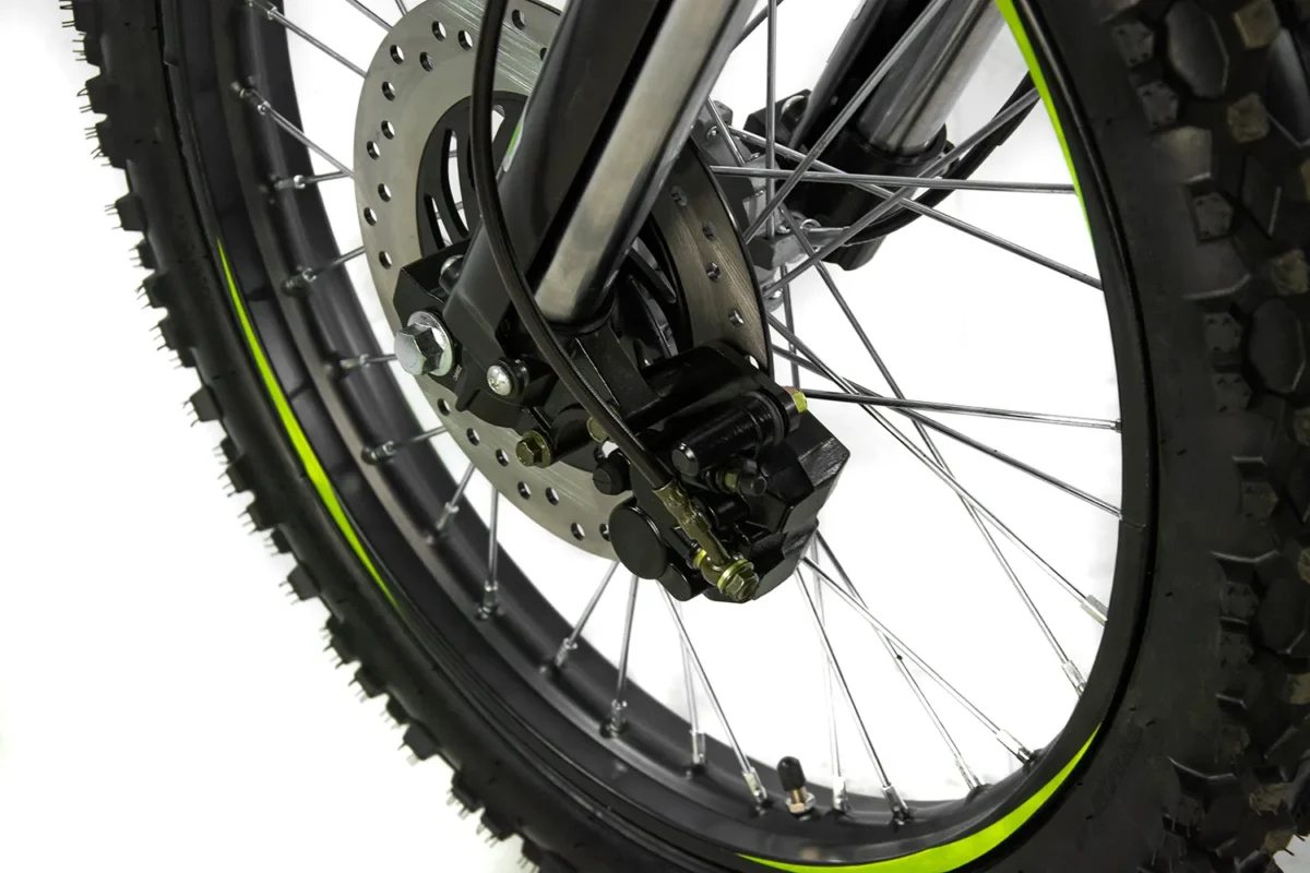 ASIX XB-72 12 KM – cross motorka s manuálnou prevodovkou predná brzda