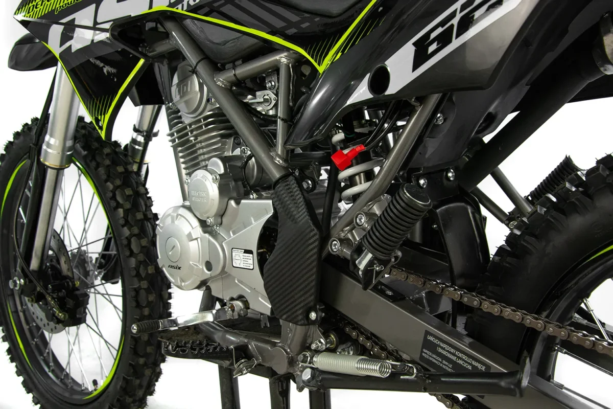 cross 150 detail motora